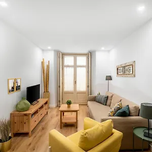 https://soho-puerto-malaga-confort-apartment.hotelsinnerja.org